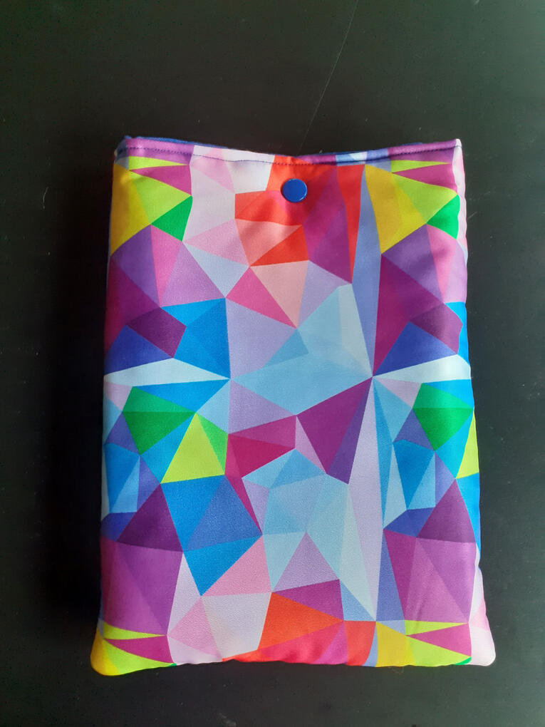 Etuis à livre à bouton pression